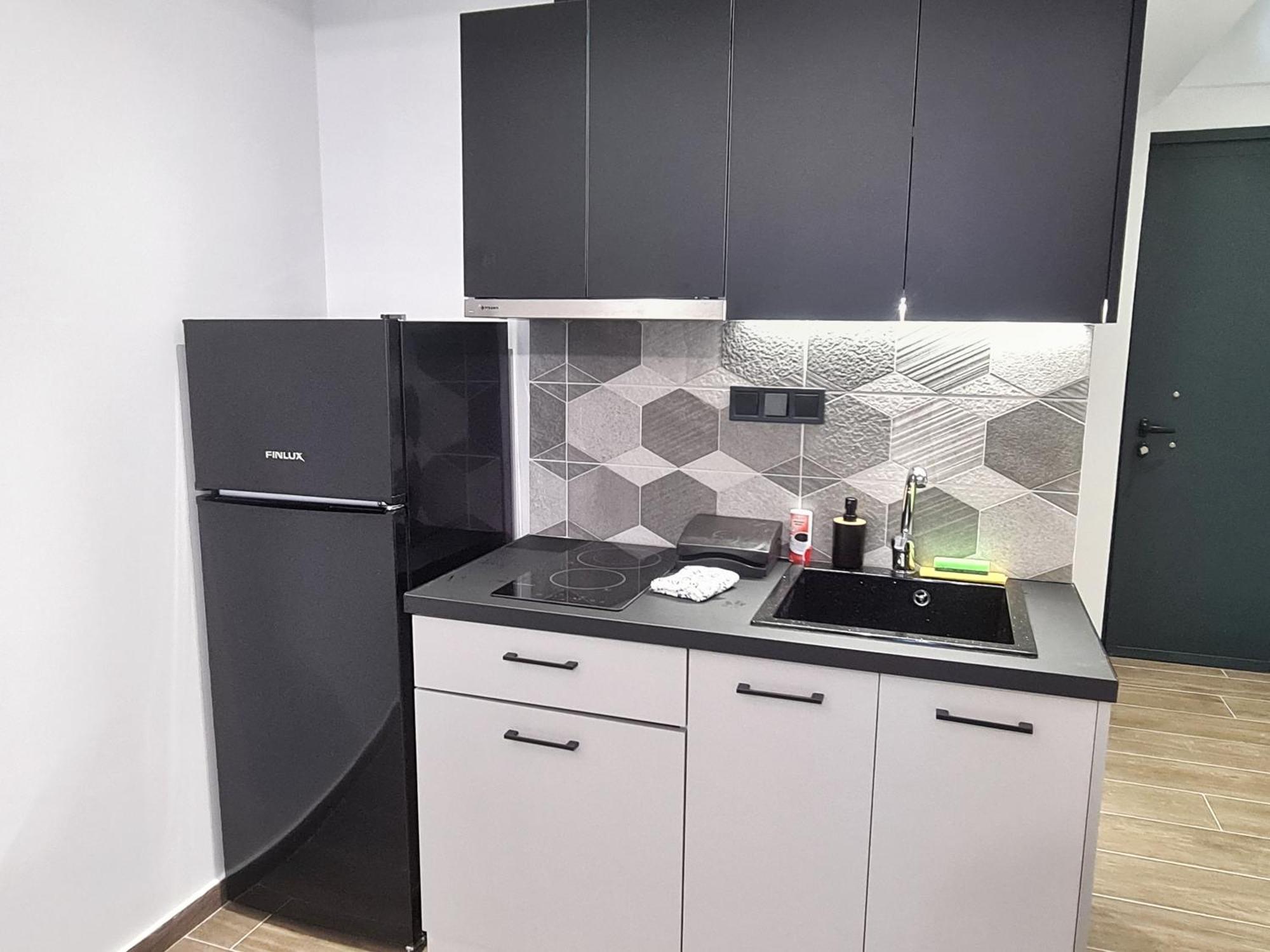 Agnanti-Apartments B Nikíti Eksteriør bilde